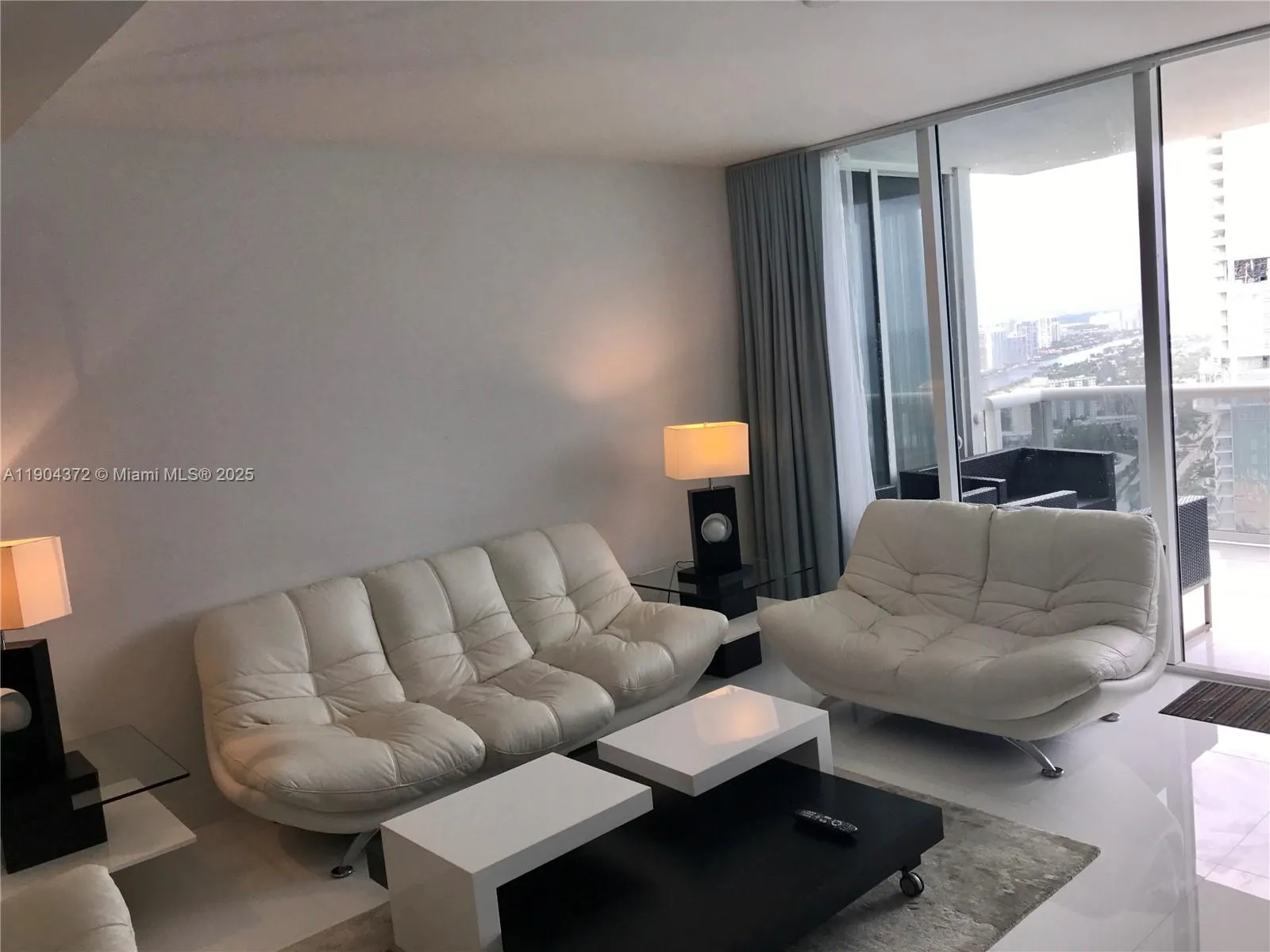 18201 Collins Ave # 5104, Sunny Isles Beach FL 33160