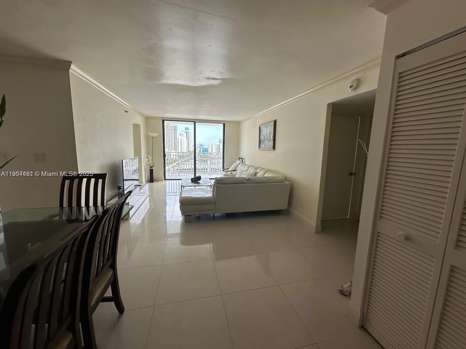 210 174th St # 2202, Sunny Isles Beach FL 33160