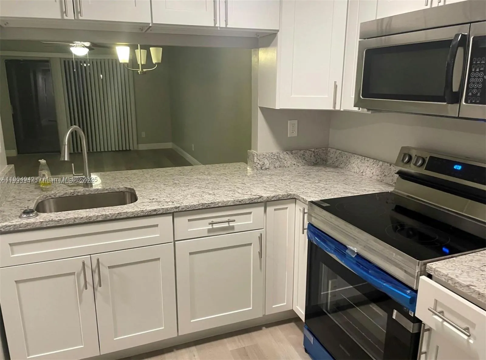 3252 Foxcroft Rd # 314, Miramar FL 33025