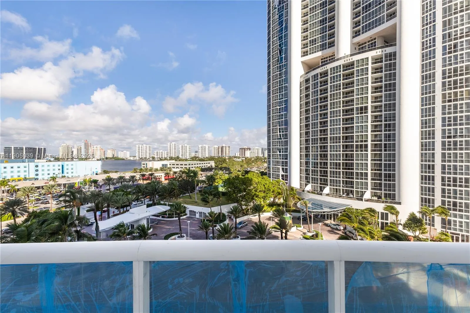 18101 Collins Ave # 906, Sunny Isles Beach FL 33160