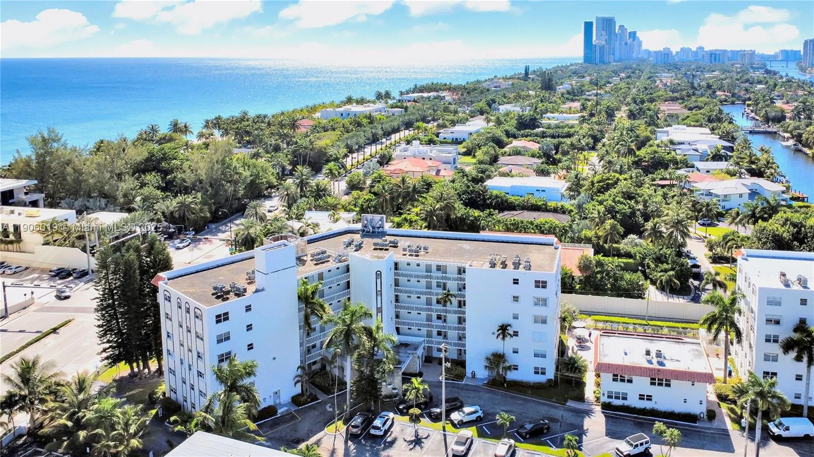 3199 S Ocean Dr # 408, Hallandale Beach FL 33009