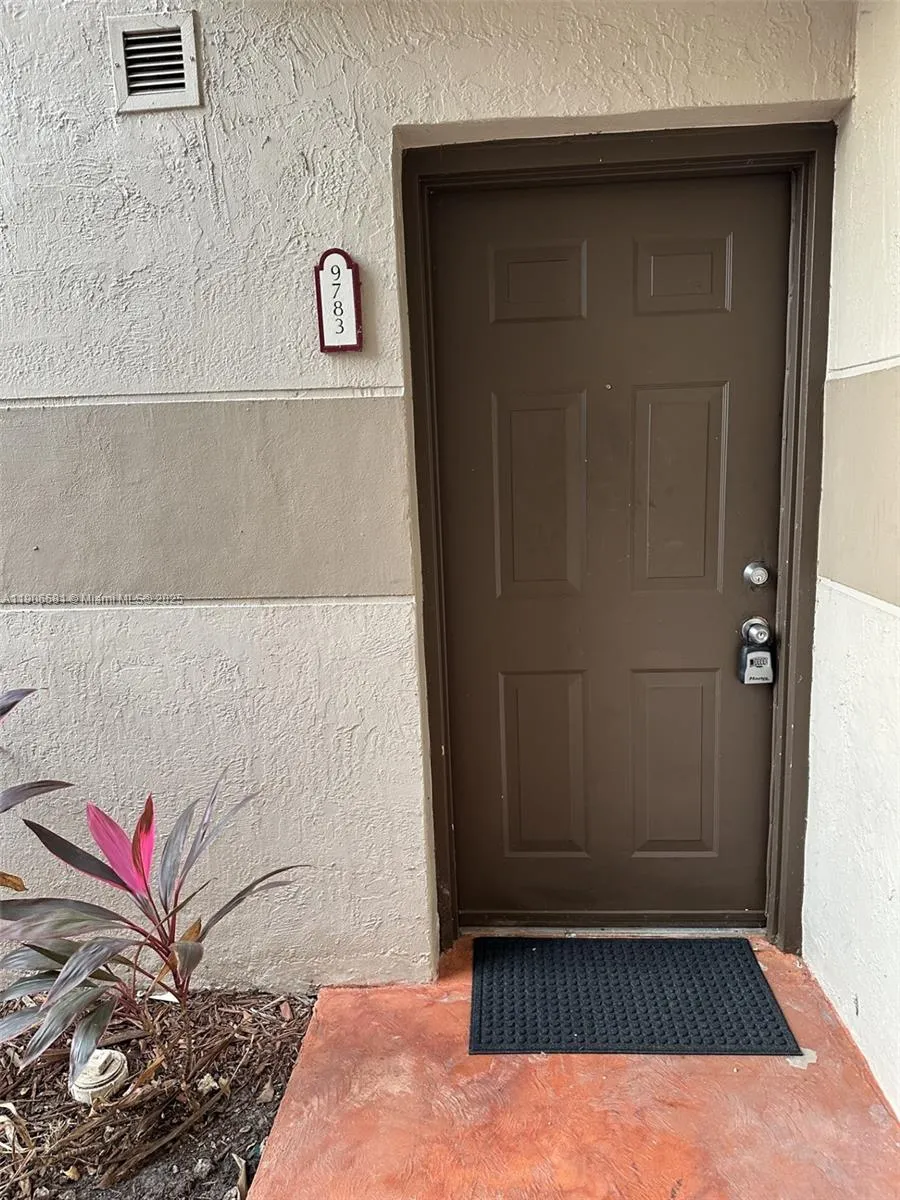 9783 Nob Hill Ct # 9783, Sunrise FL 33351