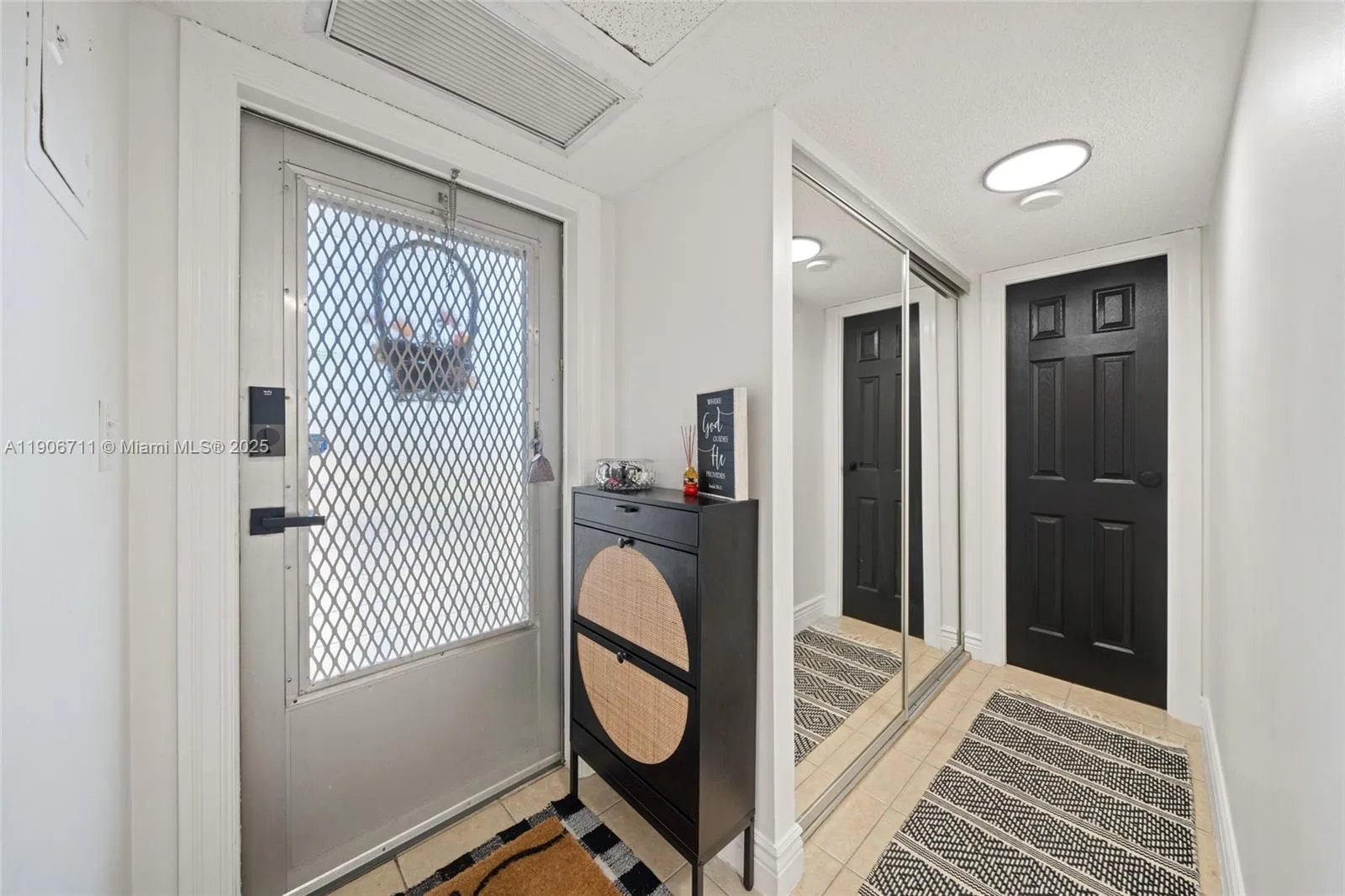 3530 NW 52nd Ave # 606, Lauderdale Lakes FL 33319