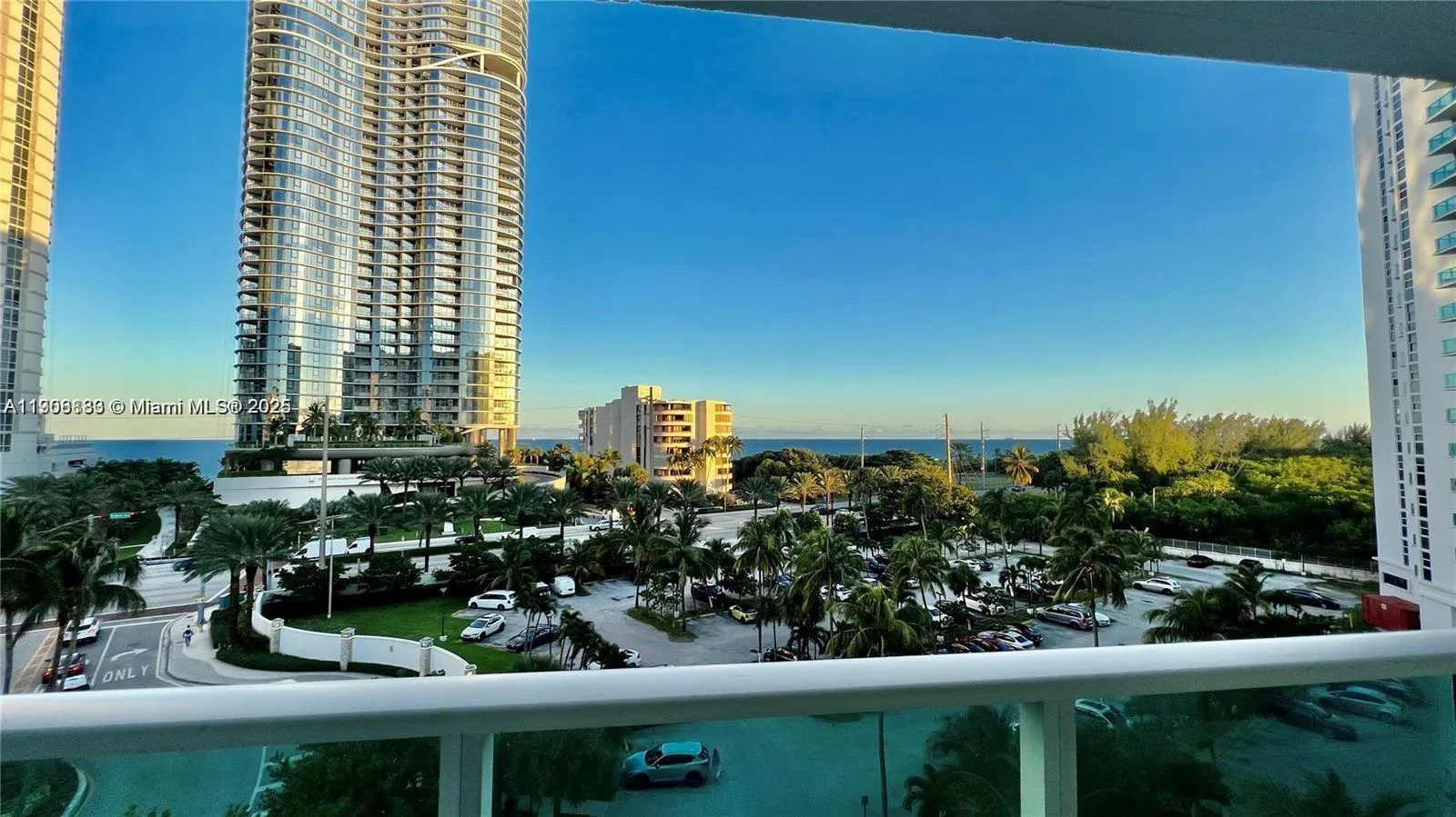 2 bedroom 2 bath for sale at 100 Bayview Dr # 607, Sunny Isles Beach FL 33160