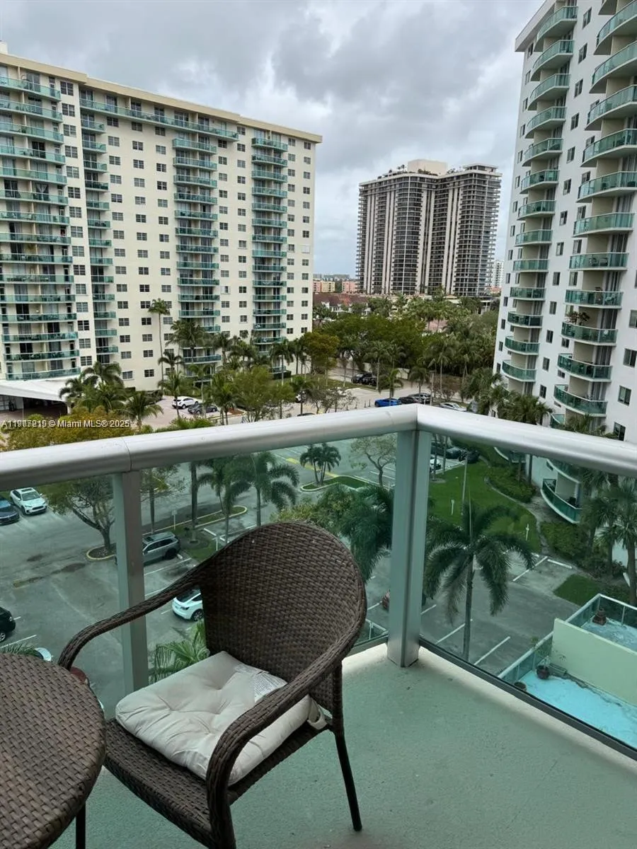 19380 Collins Ave # 707, Sunny Isles Beach FL 33160