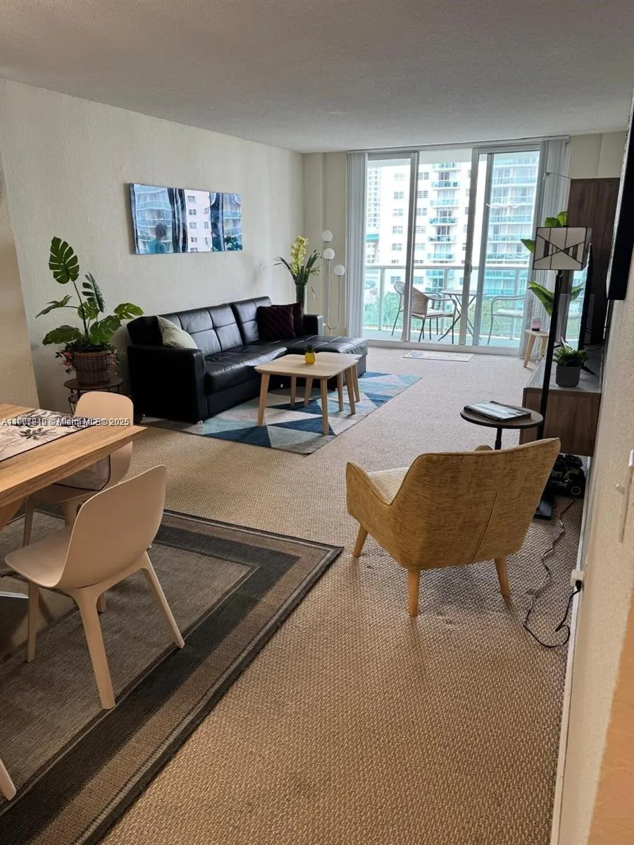 19380 Collins Ave # 707, Sunny Isles Beach FL 33160