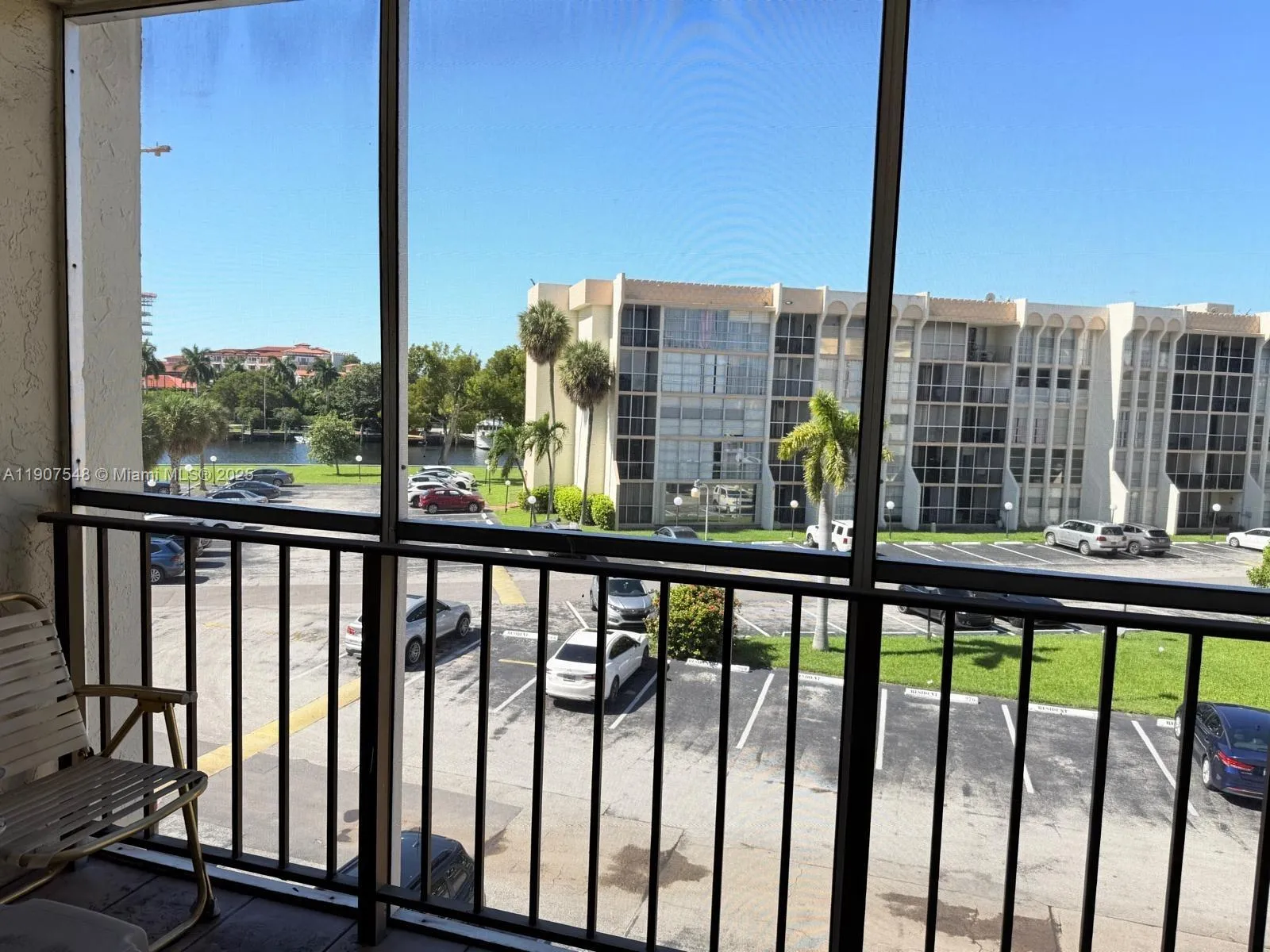 501 Three Islands Blvd # 305, Hallandale Beach FL 33009