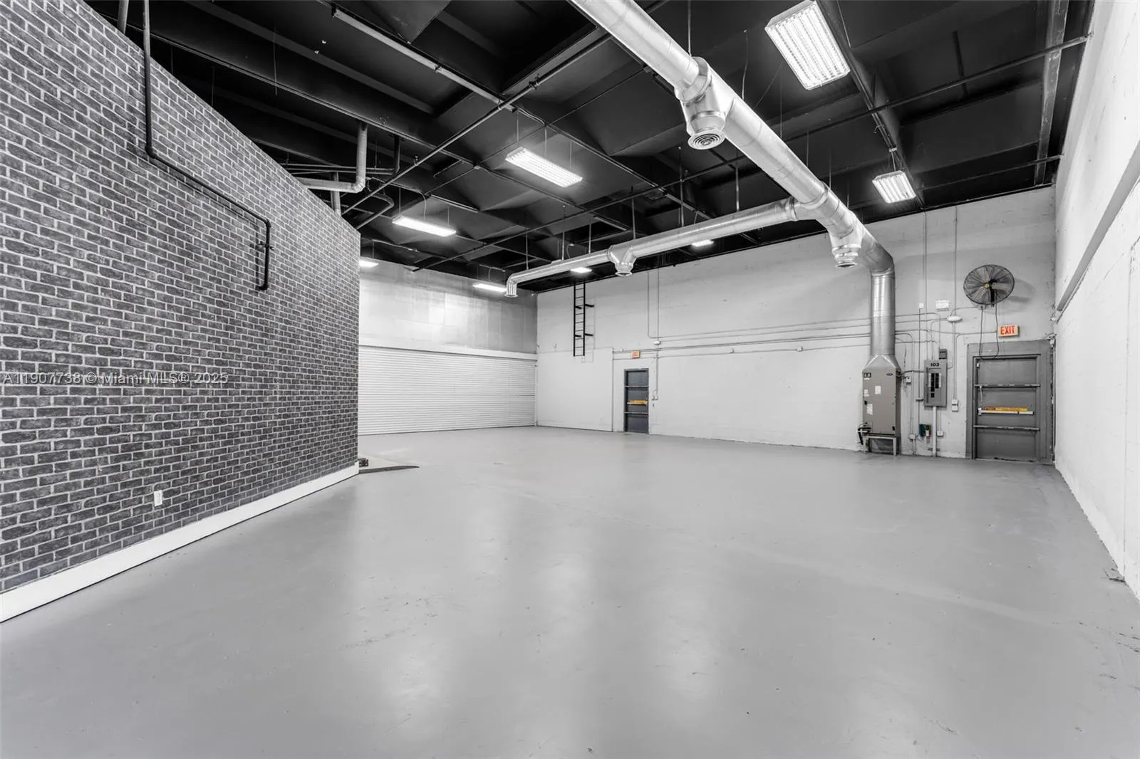 58th St, Doral FL 33178