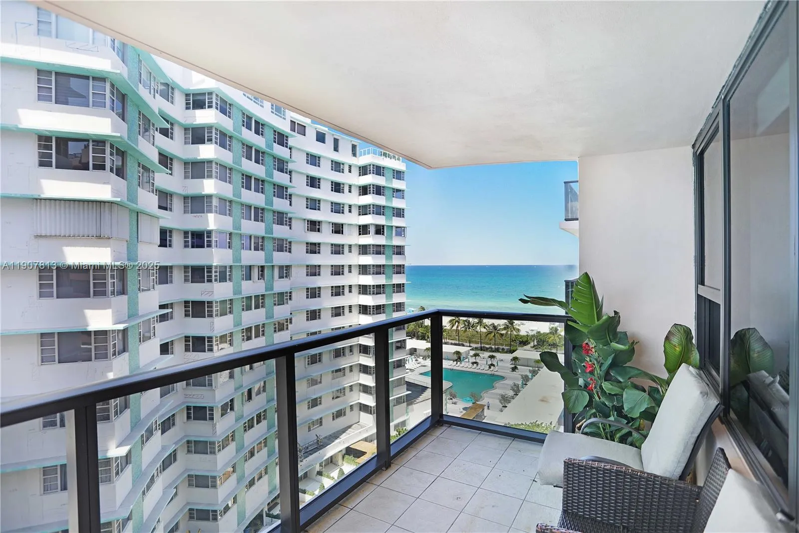 5225 Collins Ave, Miami Beach FL 33140