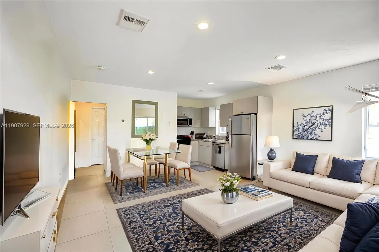 322 Oklahoma St, Hollywood FL 33019