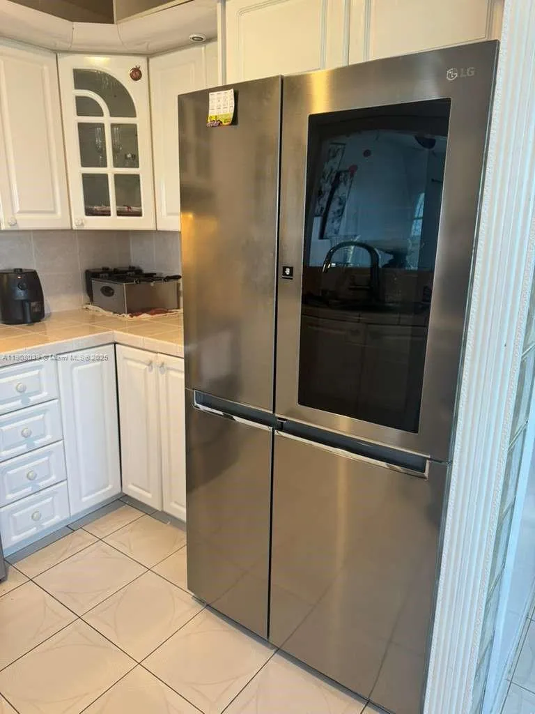 4164 Inverrary Dr # 601, Lauderhill FL 33319