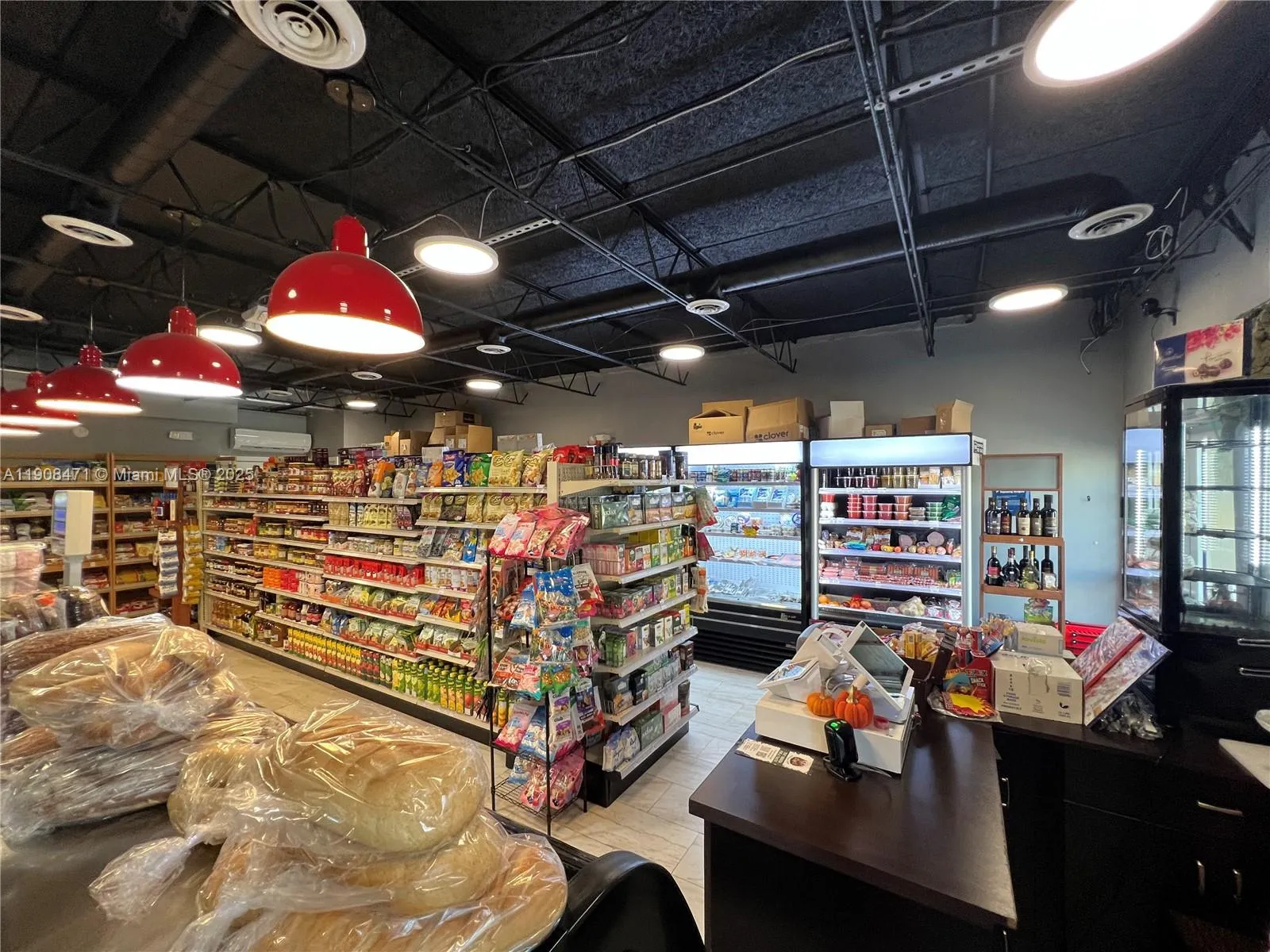 716 N Federal Hwy, Hallandale Beach FL 33009