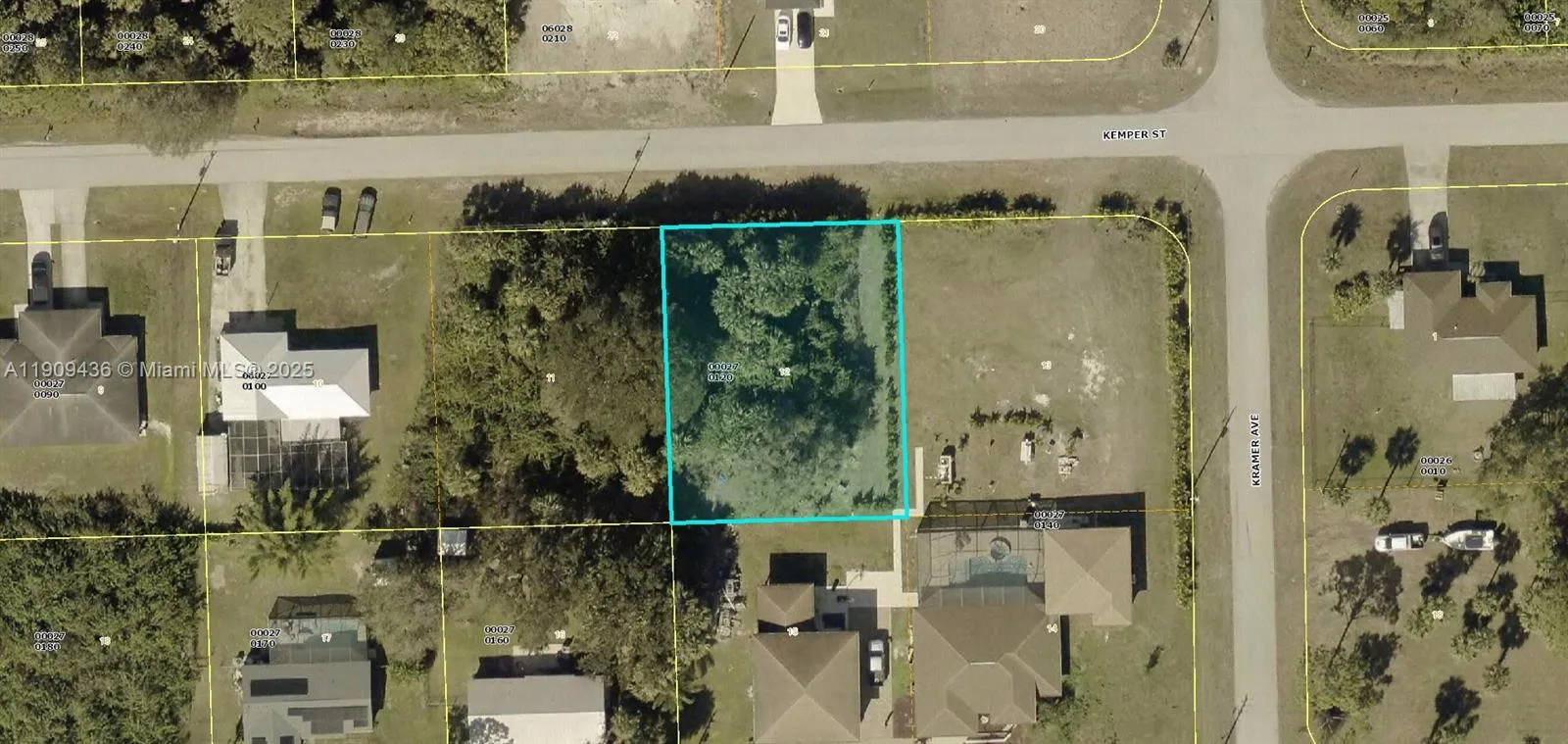 for sale at 3747 Kemper St, Fort Myers FL 33905