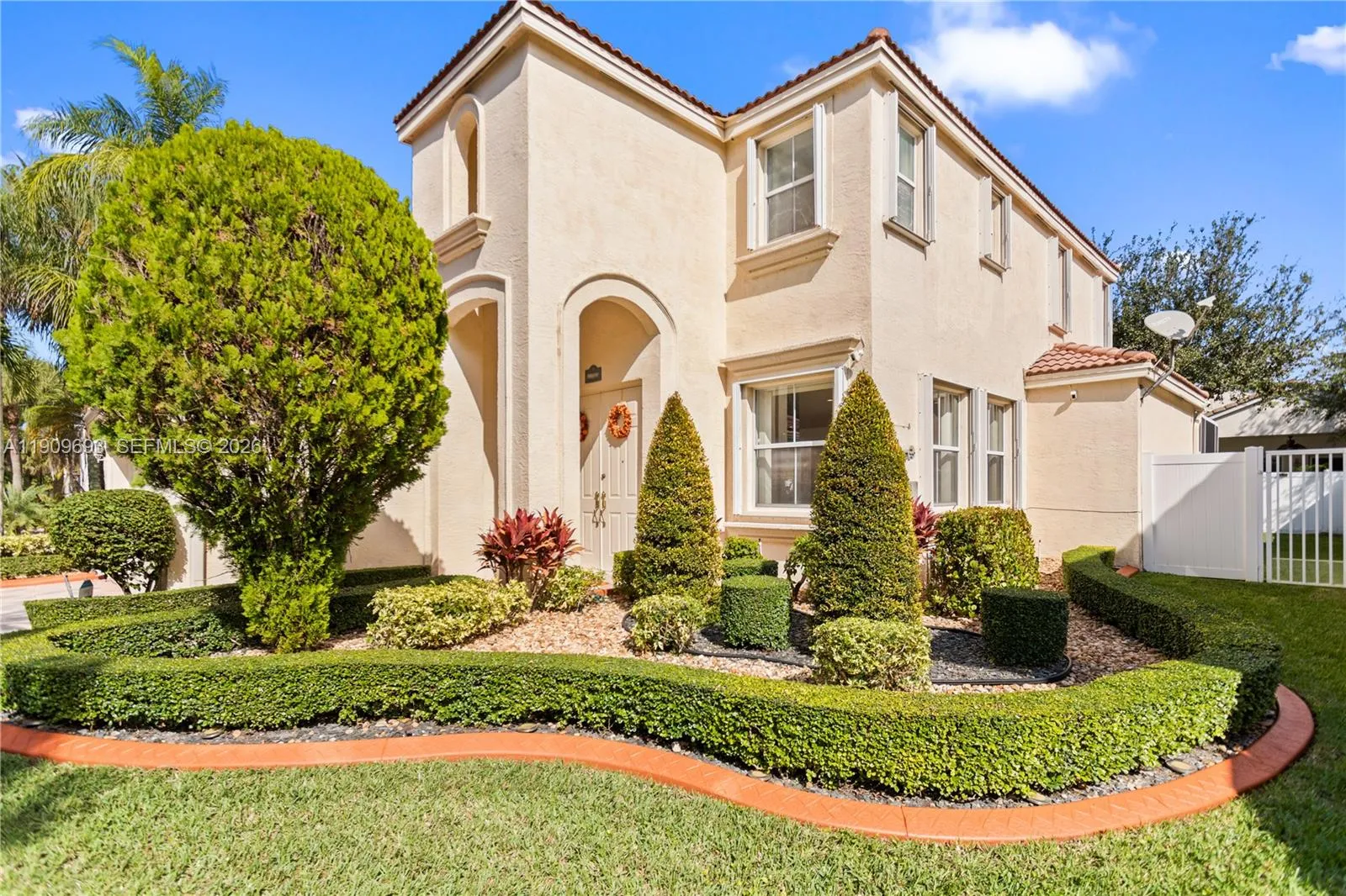 4925 SW 164th Ave, Miramar FL 33027