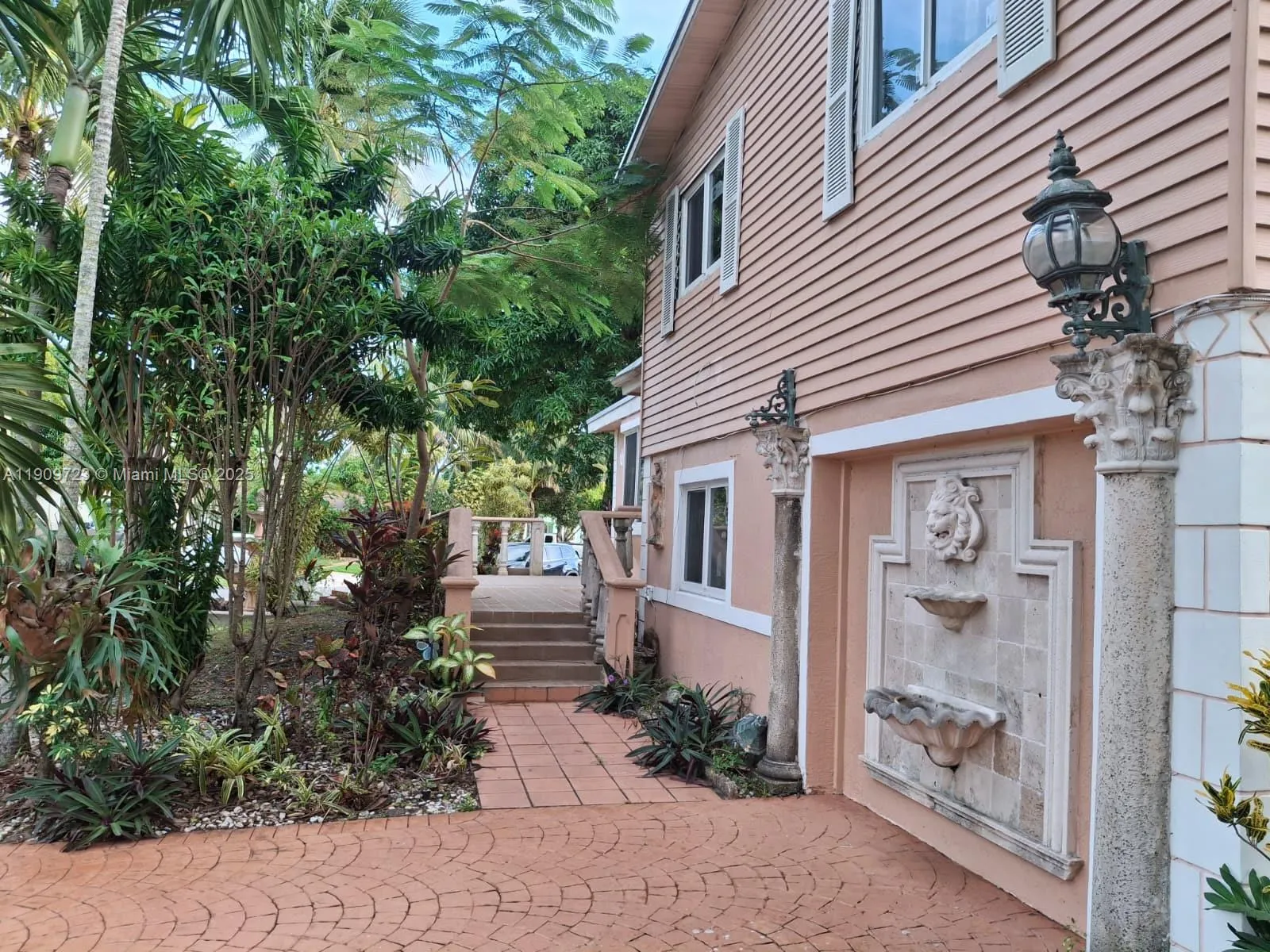 6500 Arbor Dr, Miramar FL 33023