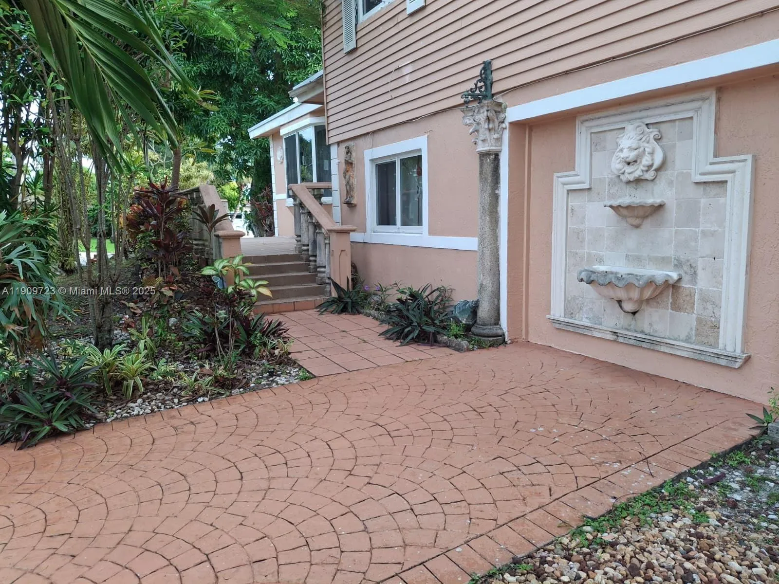 6500 Arbor Dr, Miramar FL 33023