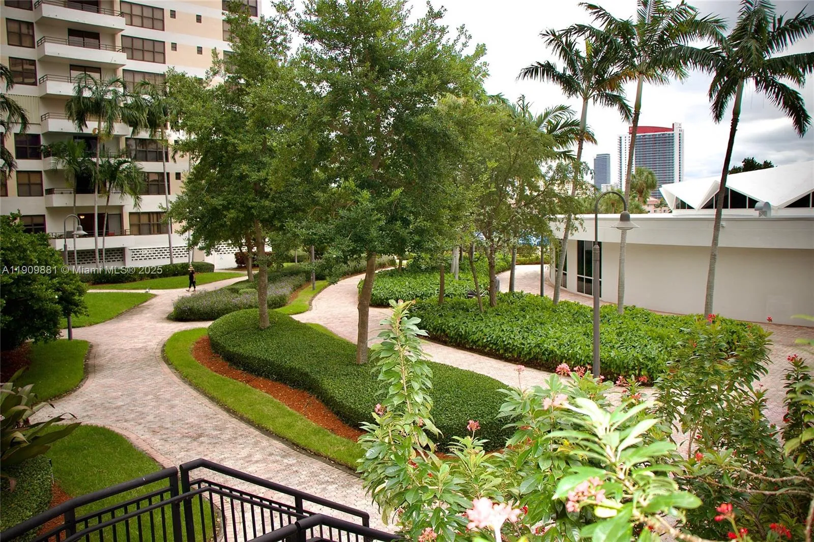 500 Three Islands Blvd # 920, Hallandale Beach FL 33009