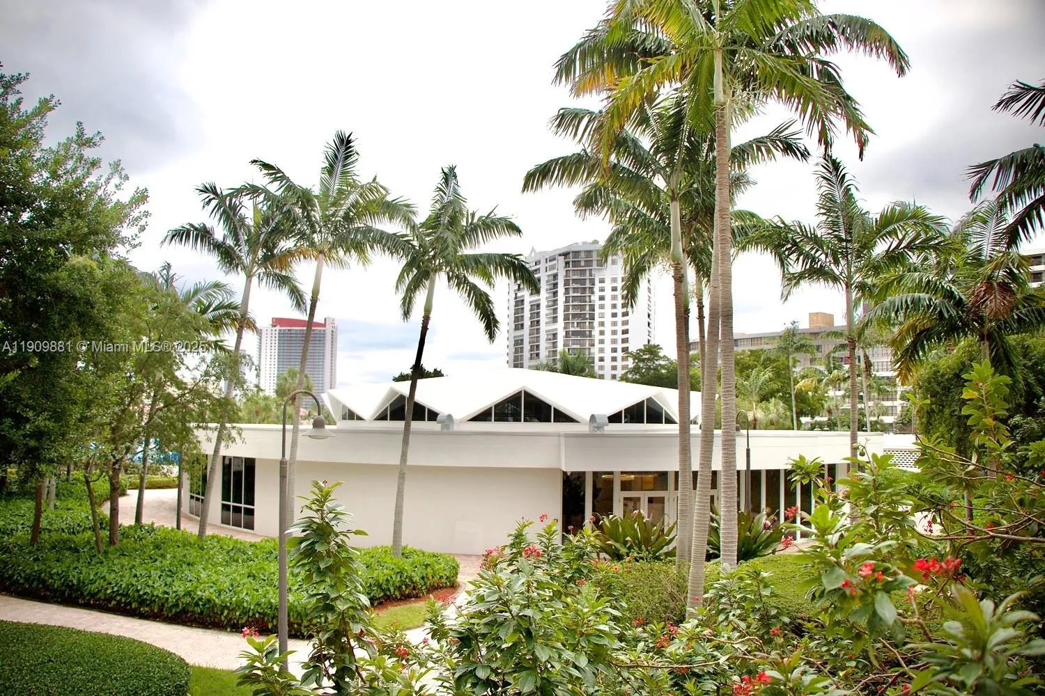 500 Three Islands Blvd # 920, Hallandale Beach FL 33009