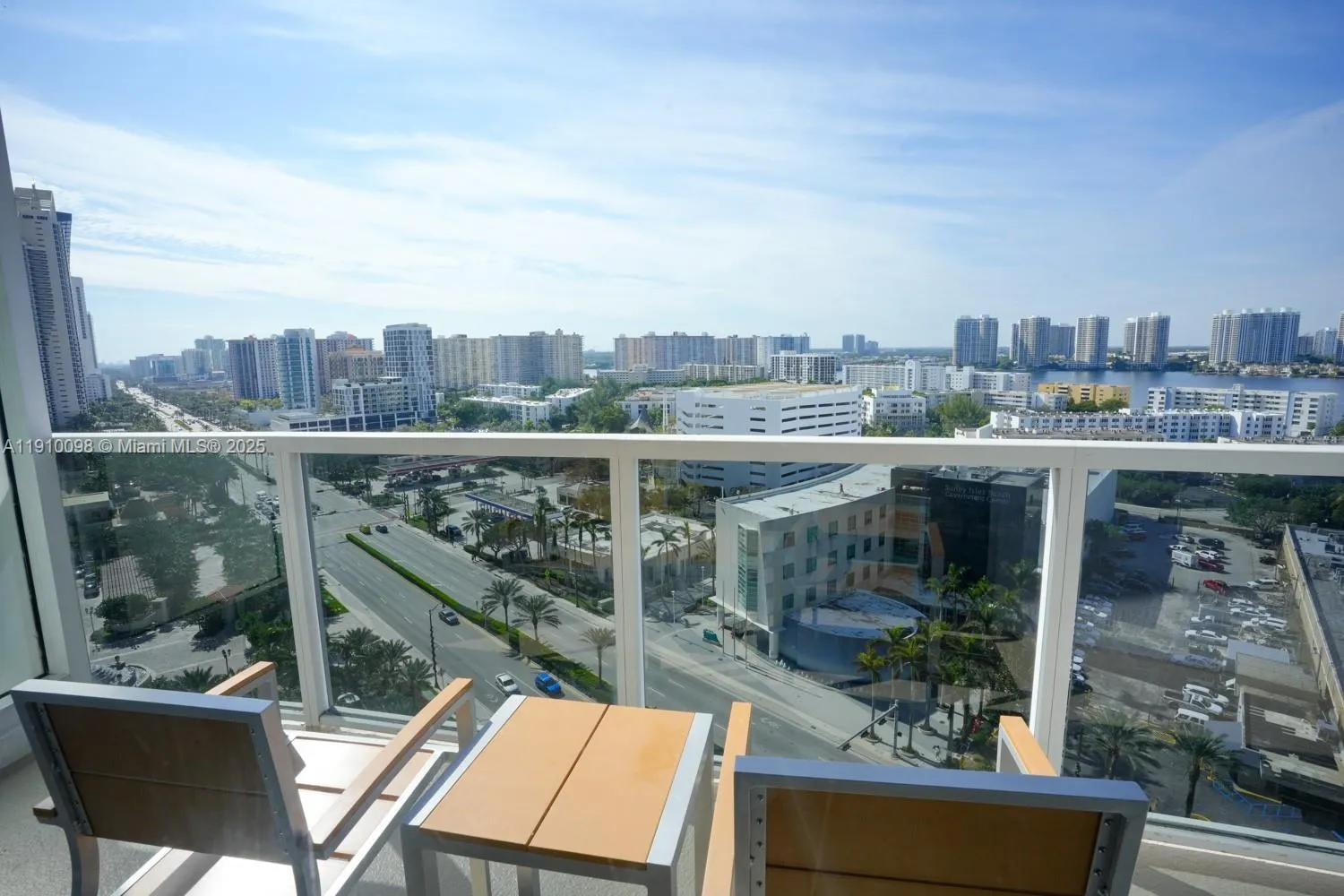 18001 Collins Ave # 1118, Sunny Isles Beach FL 33160
