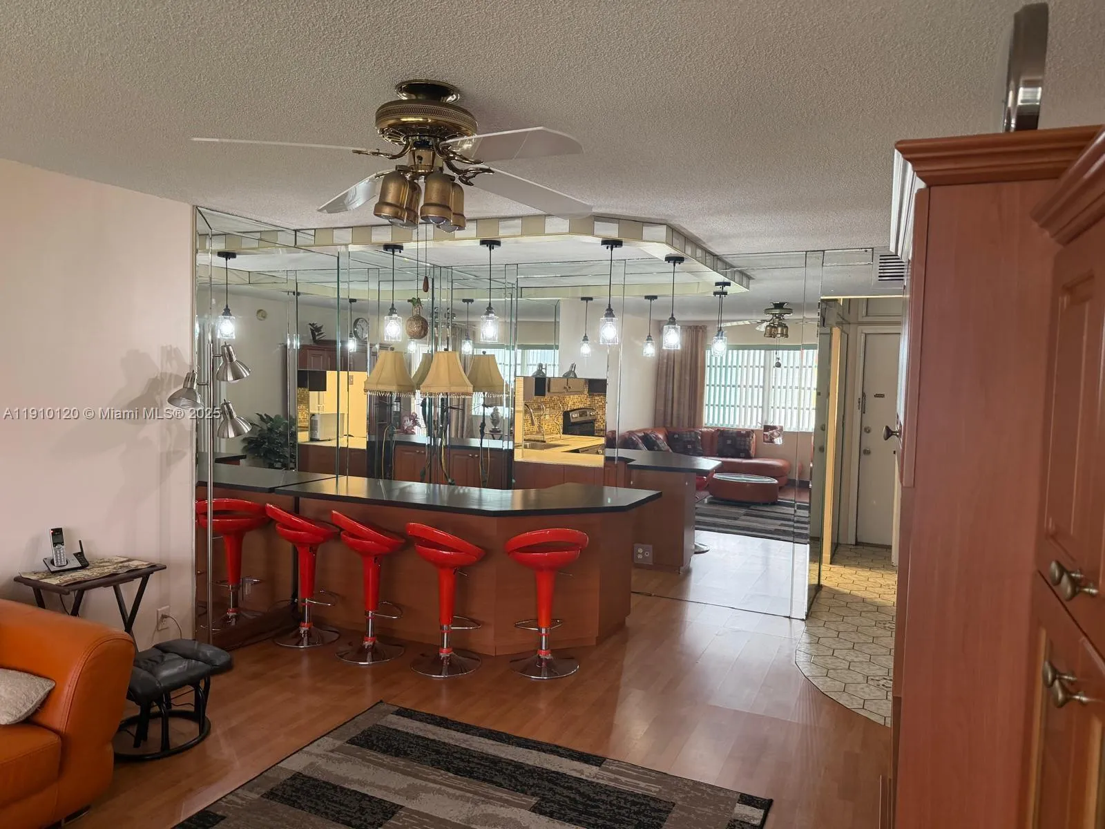 410 SE 2nd St # 105, Hallandale Beach FL 33009