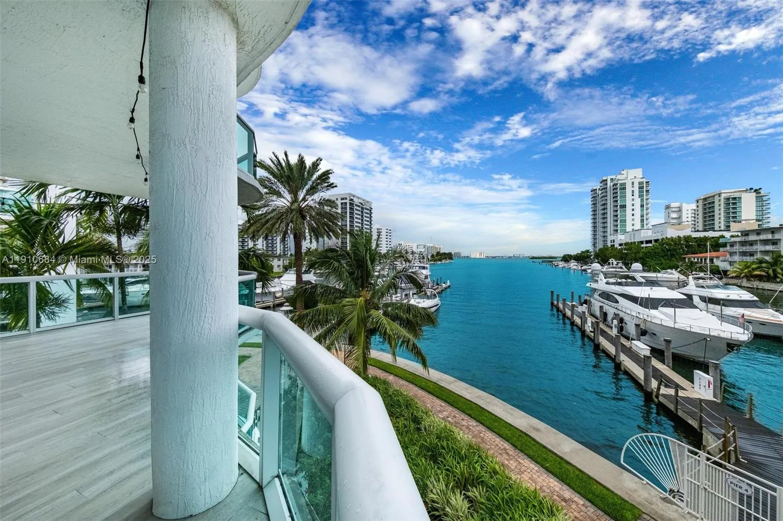 7918 Harbour Island Dr # 207, North Bay Village FL 33141