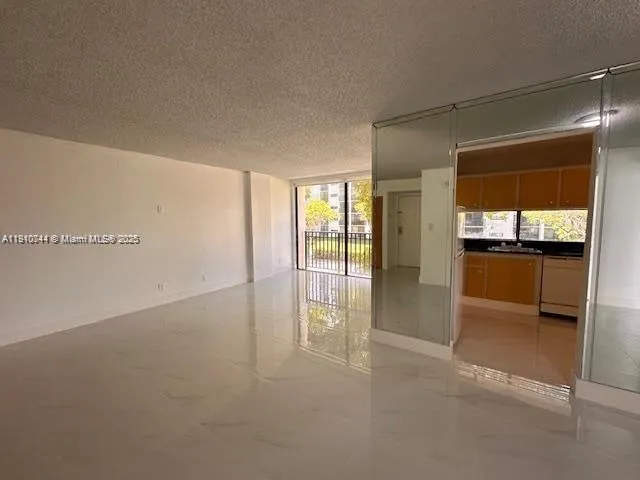 17021 N Bay Rd # 221, Sunny Isles Beach FL 33160