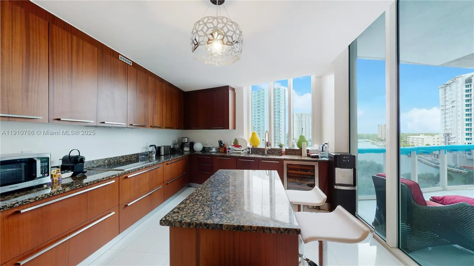 15811 Collins Ave # 504, Sunny Isles Beach FL 33160