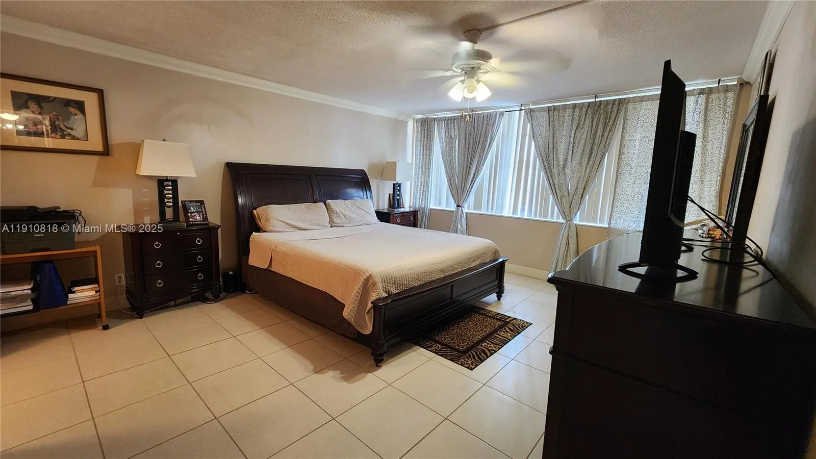 1825 S Ocean Dr # 209, Hallandale Beach FL 33009