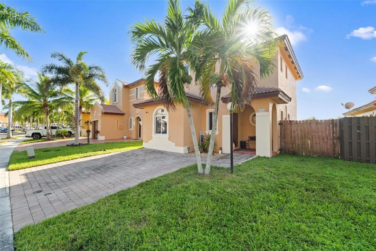 2526 NE 41st Ave, Homestead FL 33033