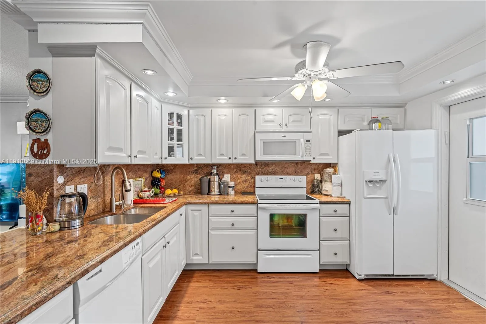 1425 Atlantic Shores Blvd # 409, Hallandale Beach FL 33009