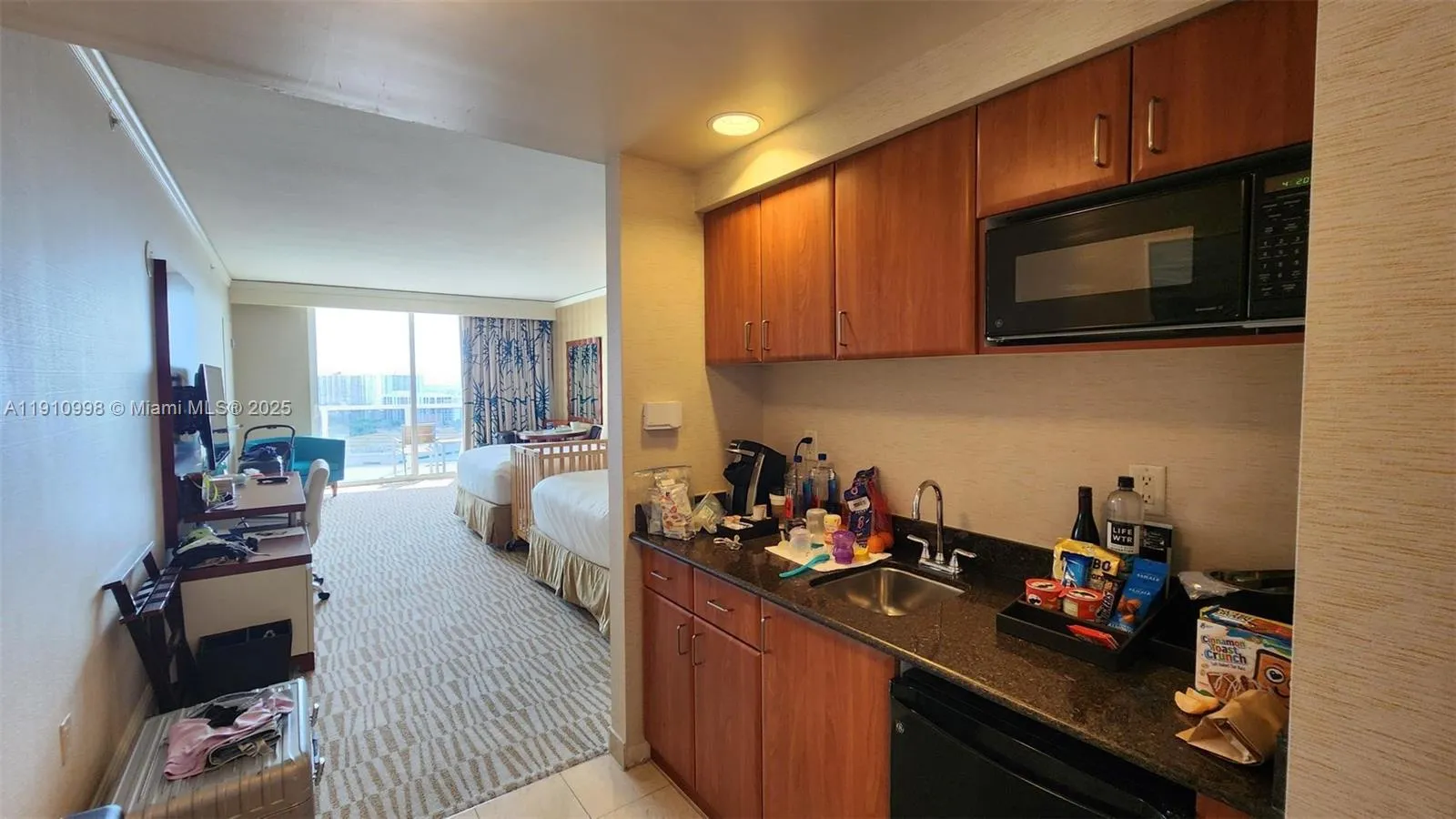 18001 Collins Ave # 1701, Sunny Isles Beach FL 33160