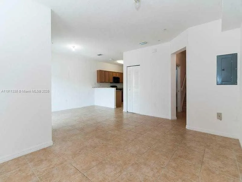 8833 NW 107th Ct # 205, Doral FL 33178