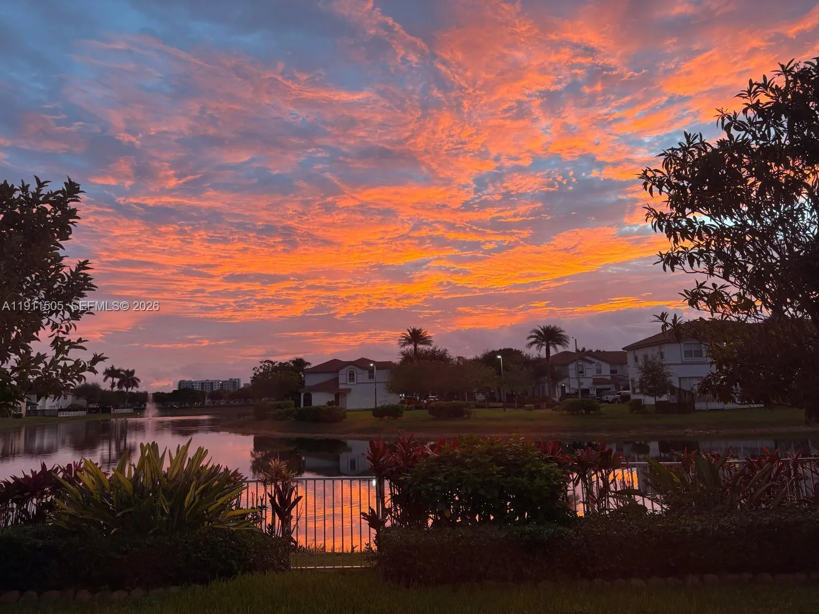 5 bedroom 4 bath for sale at 7943 NW 111th Ct, Doral FL 33178