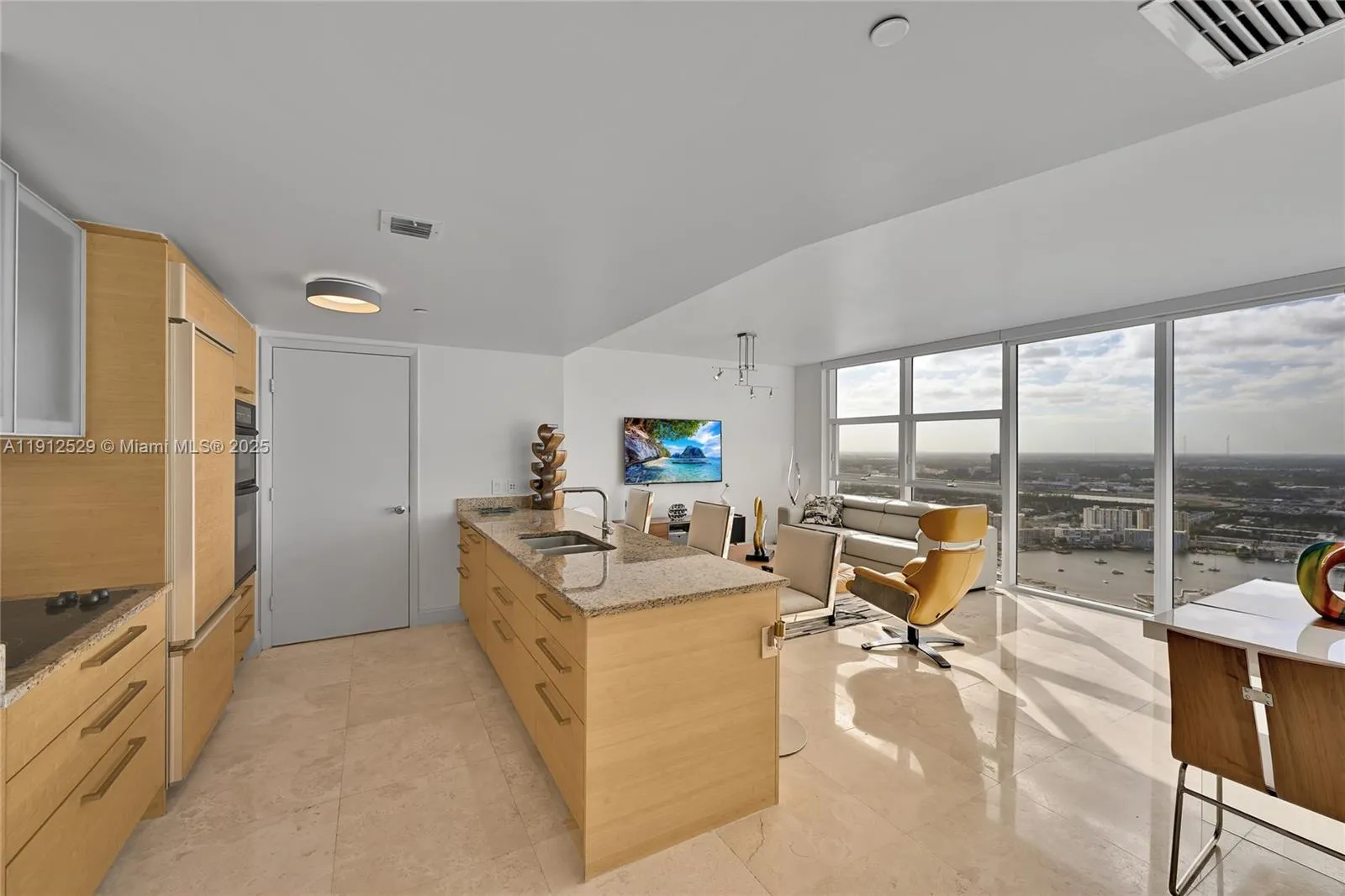 1830 S Ocean Dr # 4807, Hallandale Beach FL 33009