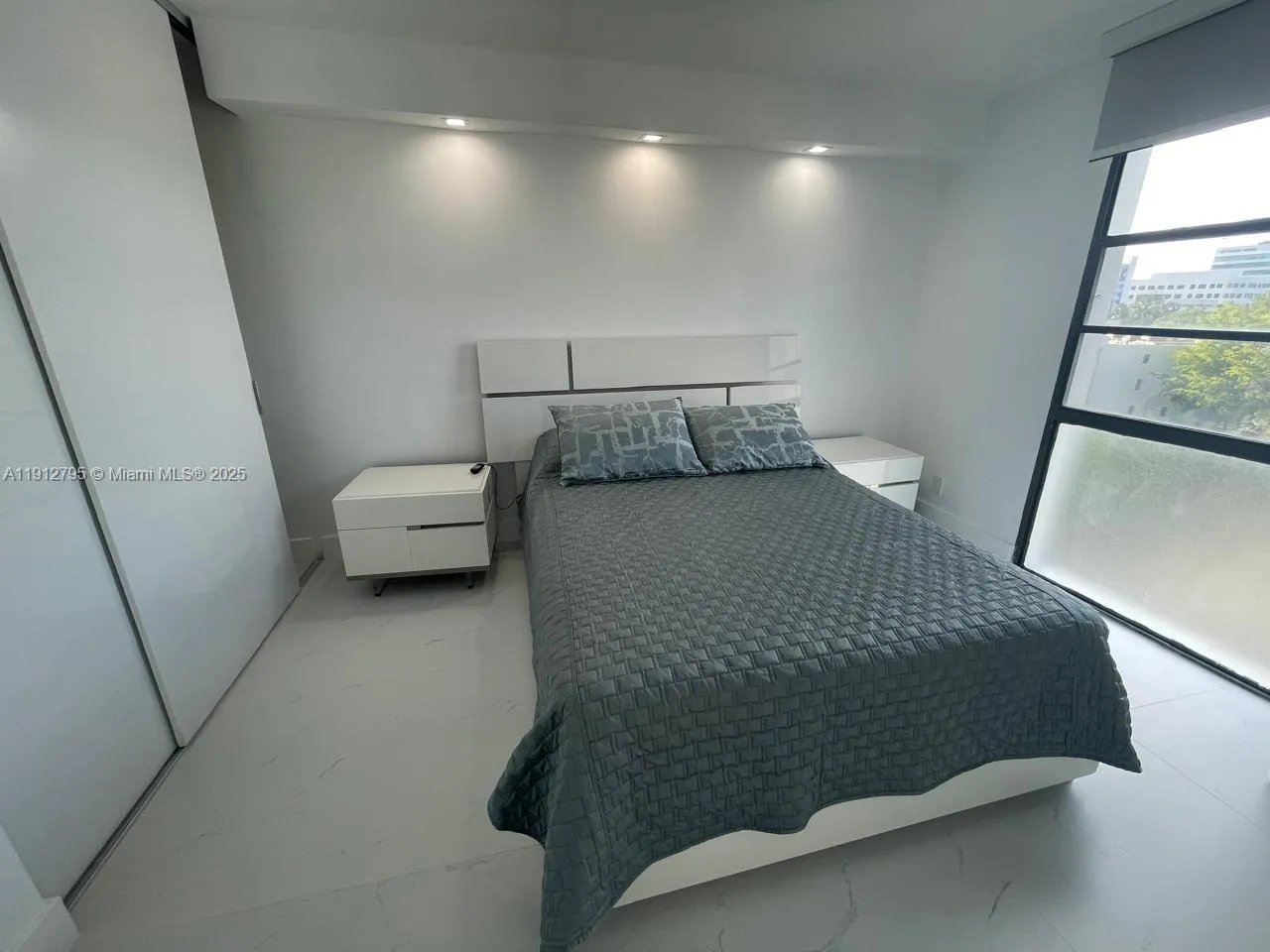 20400 W Country Club Dr # 615, Aventura FL 33180