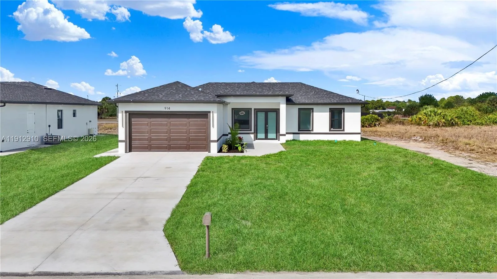 4 bedroom 2 bath for sale at 914 Manresa Ave S, Lehigh Acres FL 33974