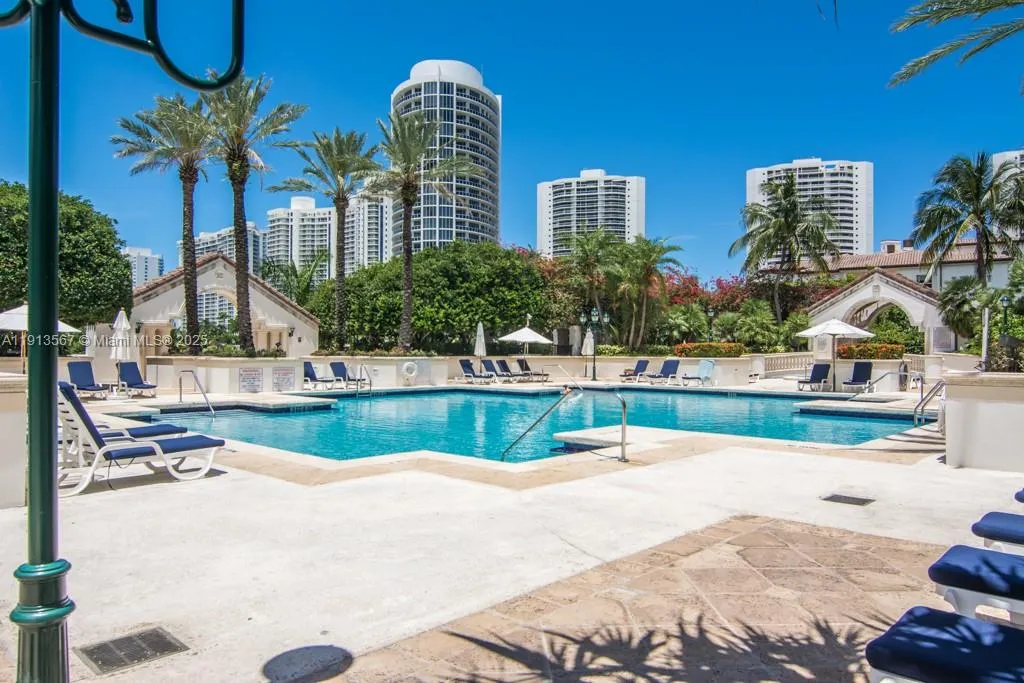 2000 Island Blvd # 308, Aventura FL 33160