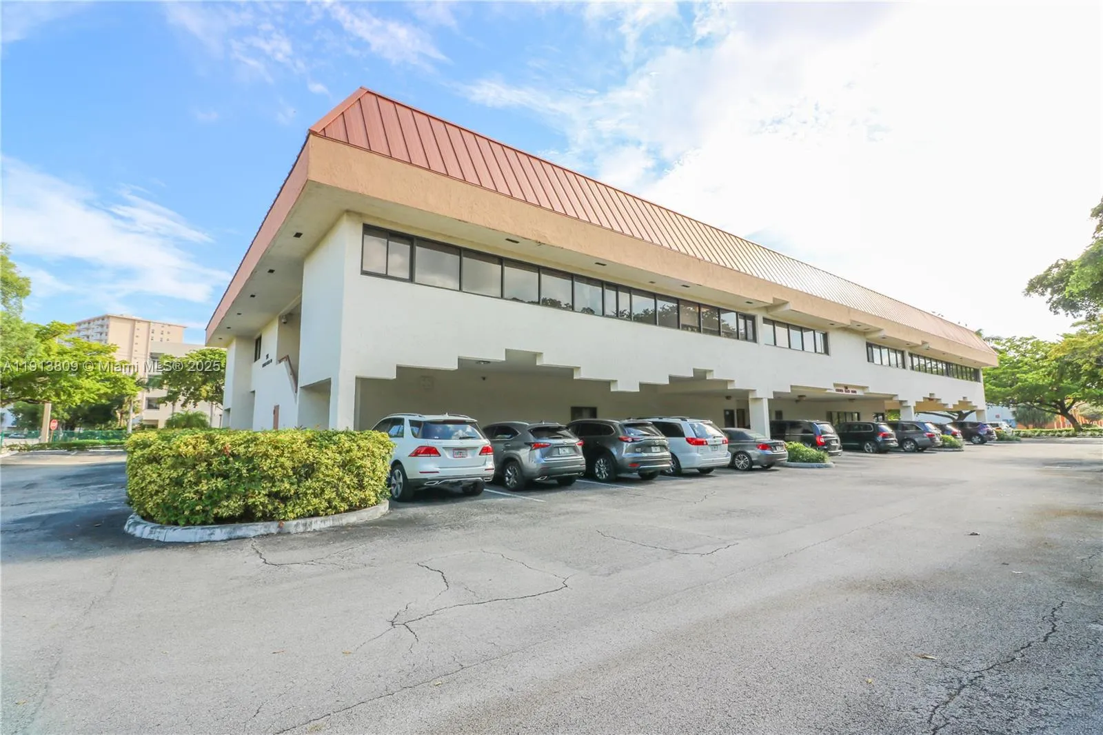 for sale at 501 Golden Isles Dr # 204D, Hallandale Beach FL 33009