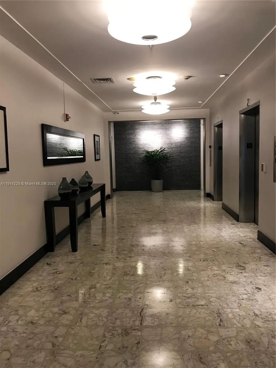 1200 West Ave # 6, Miami Beach FL 33139