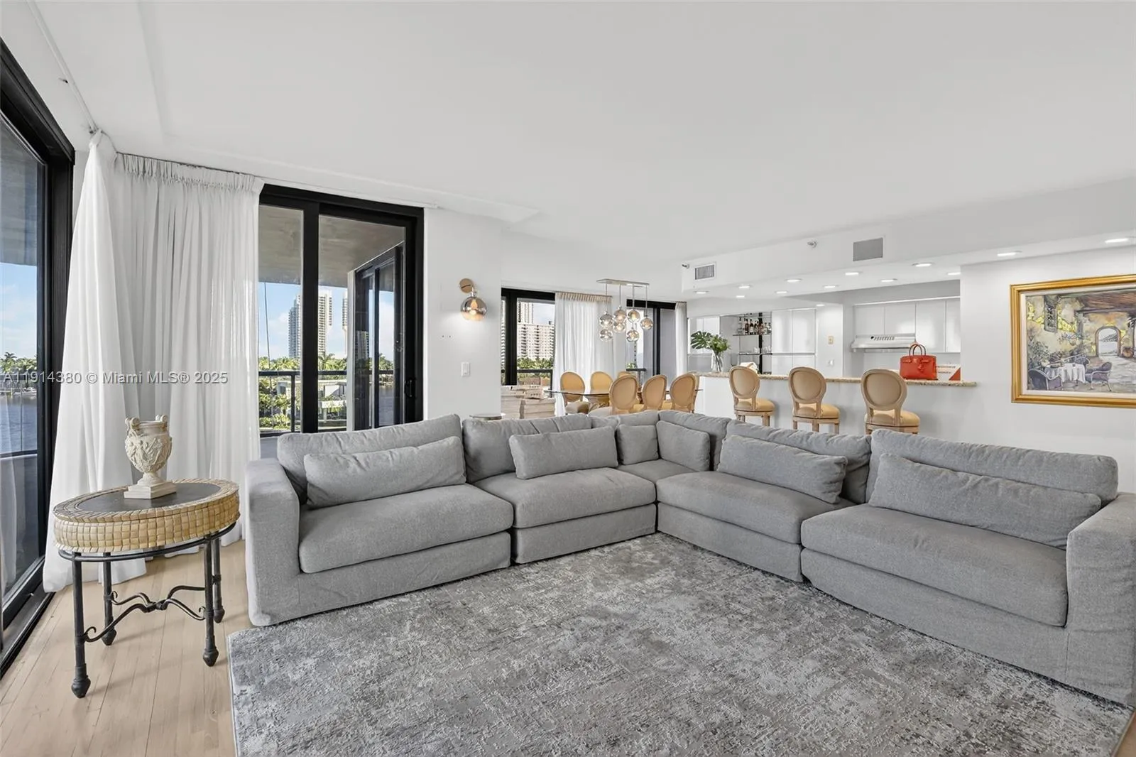 3 bedroom 2 bath for sale at 19667 Turnberry Way # 5J, Aventura FL 33180