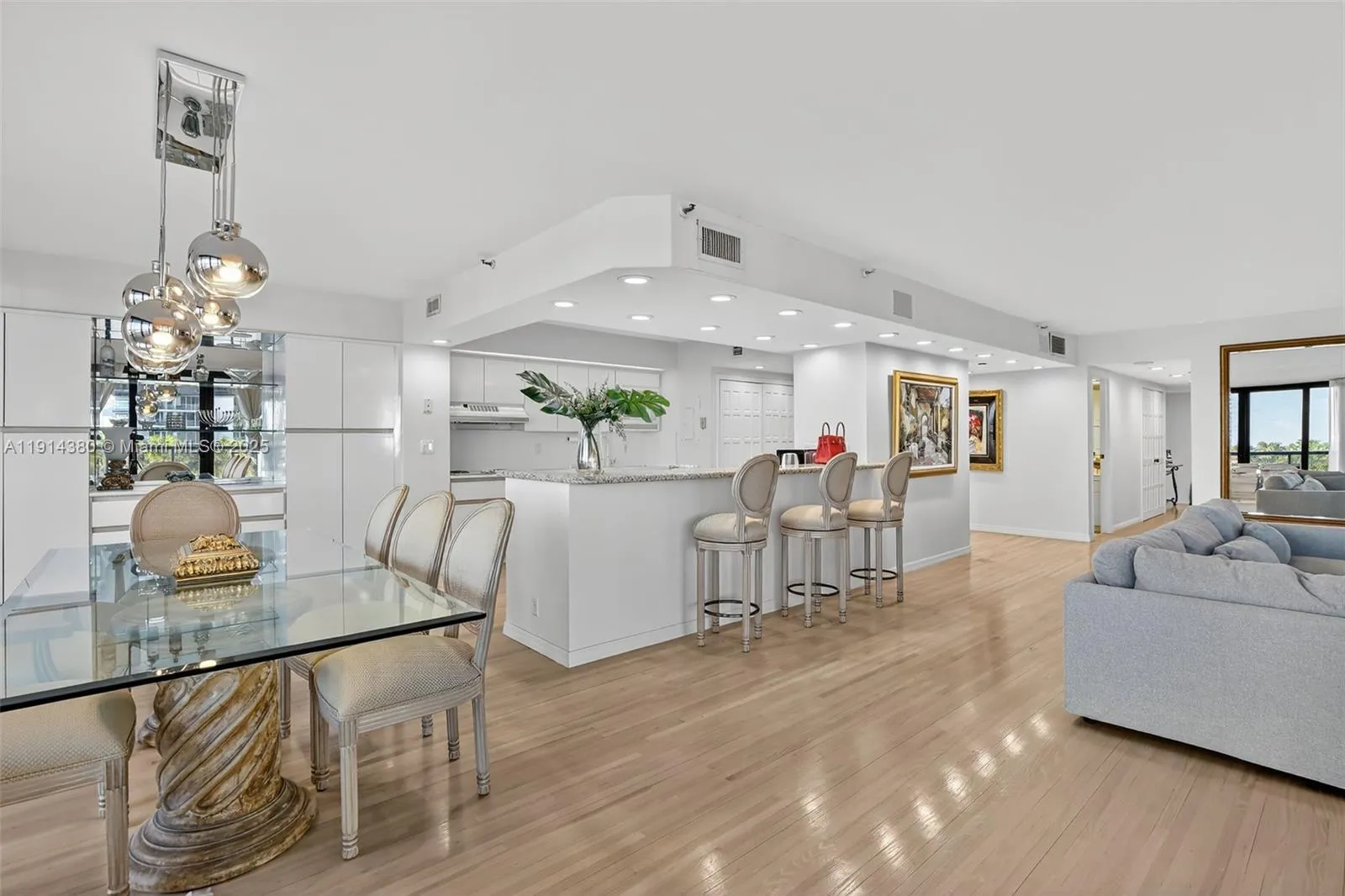 19667 Turnberry Way # 5J, Aventura FL 33180