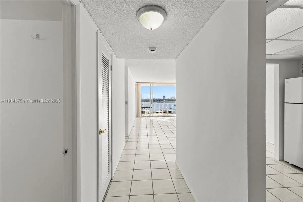 18011 BISCAYNE BLVD *BOAT SLIP* # 1603, Aventura FL 33160