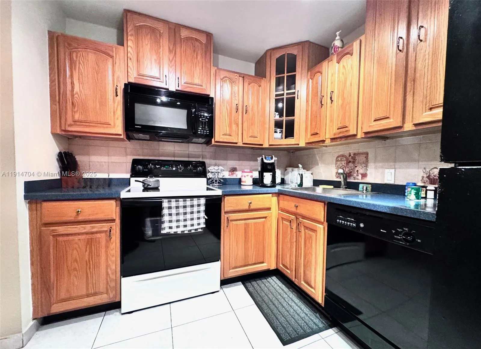 3475 N Country Club Dr # 610, Aventura FL 33180