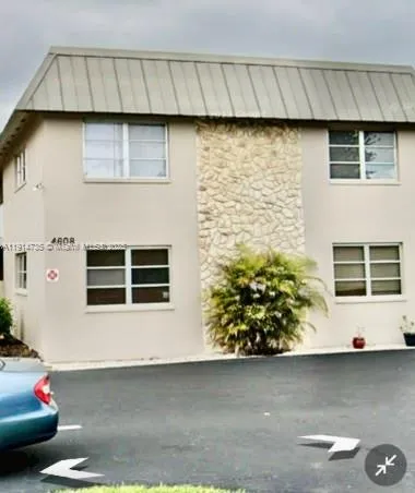 2 bedroom 2 bath for sale at 4608 6th Ave # 2F, Cape Coral FL 33904