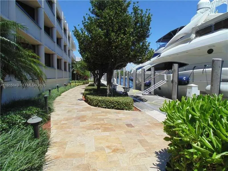 19707 W Turnberry Way # 26D, Aventura FL 33180