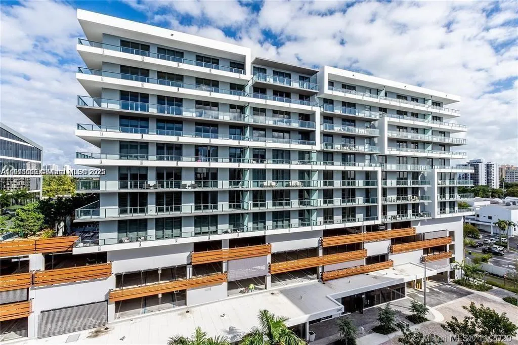 2960 NE 207th St # 1006, Aventura FL 33180