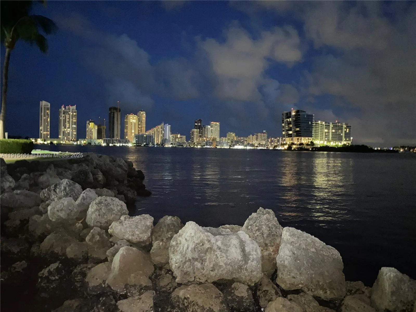 3575 Mystic Pointe Dr, Slip 1, Aventura FL 33180