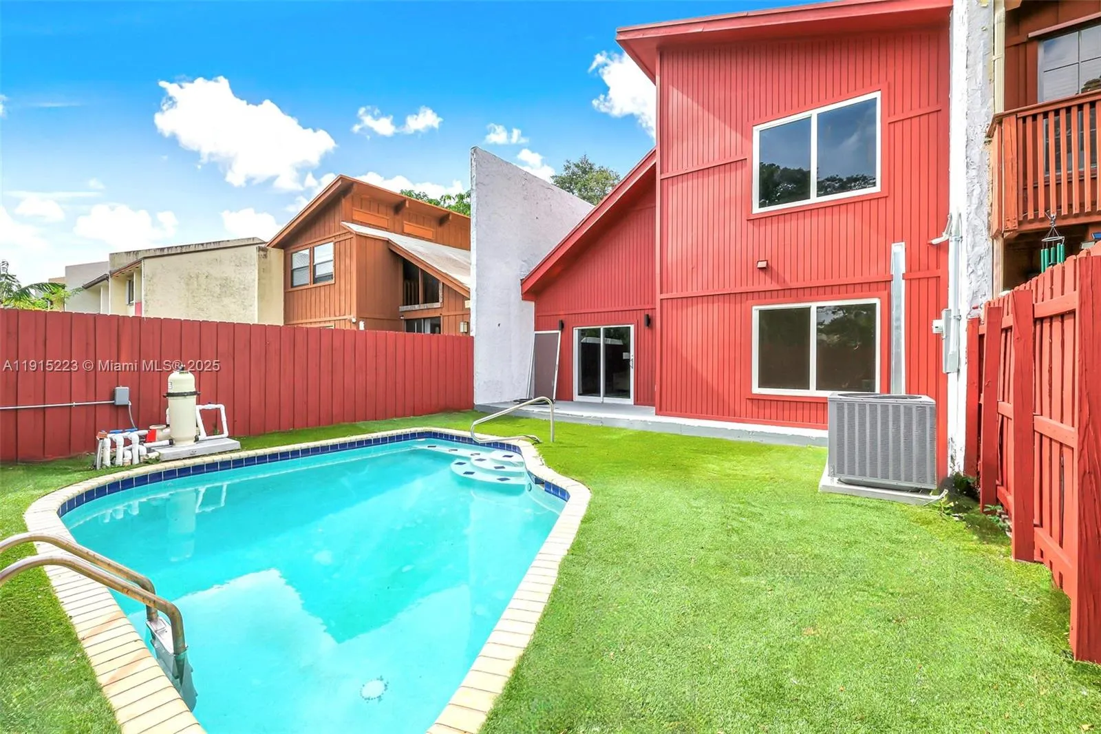 6884 NW 30th Ave, Fort Lauderdale FL 33309