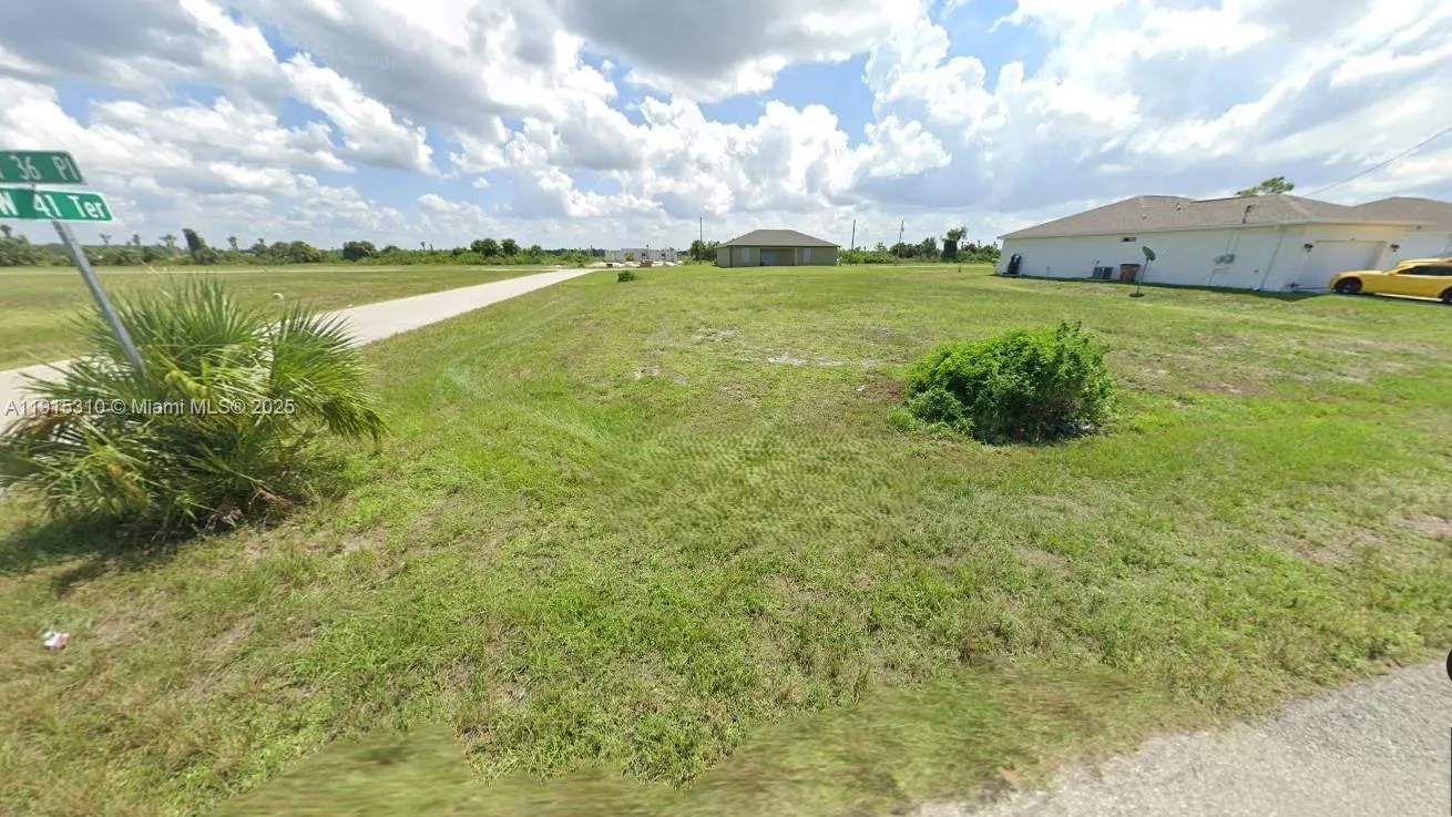 for sale at 4053 NW 36th pl, Cape Coral FL 33993