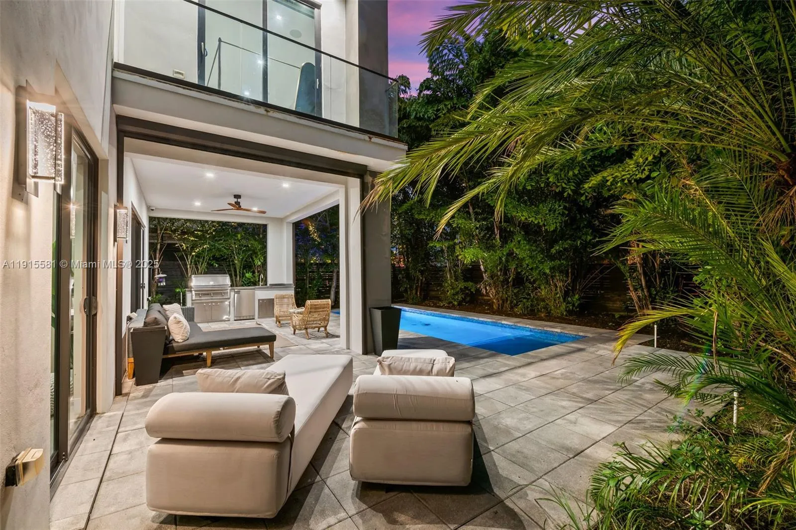 624 N Victoria Park Rd, Fort Lauderdale FL 33304